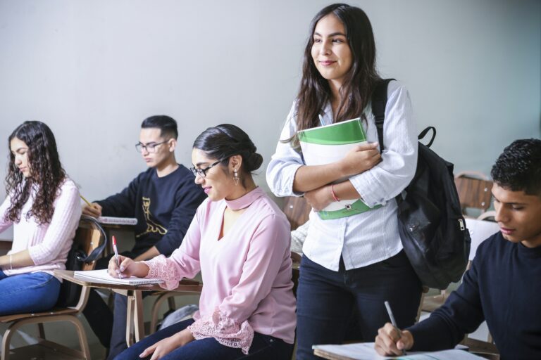 etudiants en scenographie